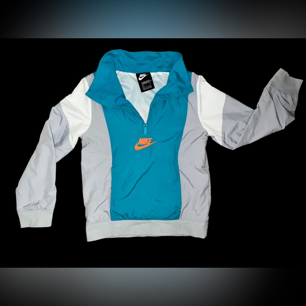 New Nike Wind Breaker (Youth)